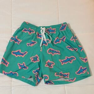 chubbies 5.5 Teal Swim Shorts with Pink & Blue Shark Print